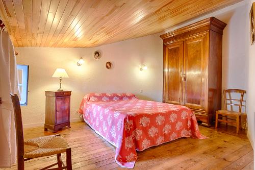 Upstairs bedroom