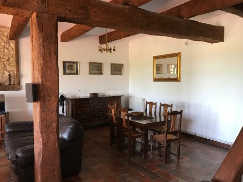 Indoor eating area for 10